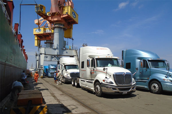 Giải đáp mọi thắc mắc của khách hàng về xe đầu kéo Mỹ do xe tải quốc tế phân phối