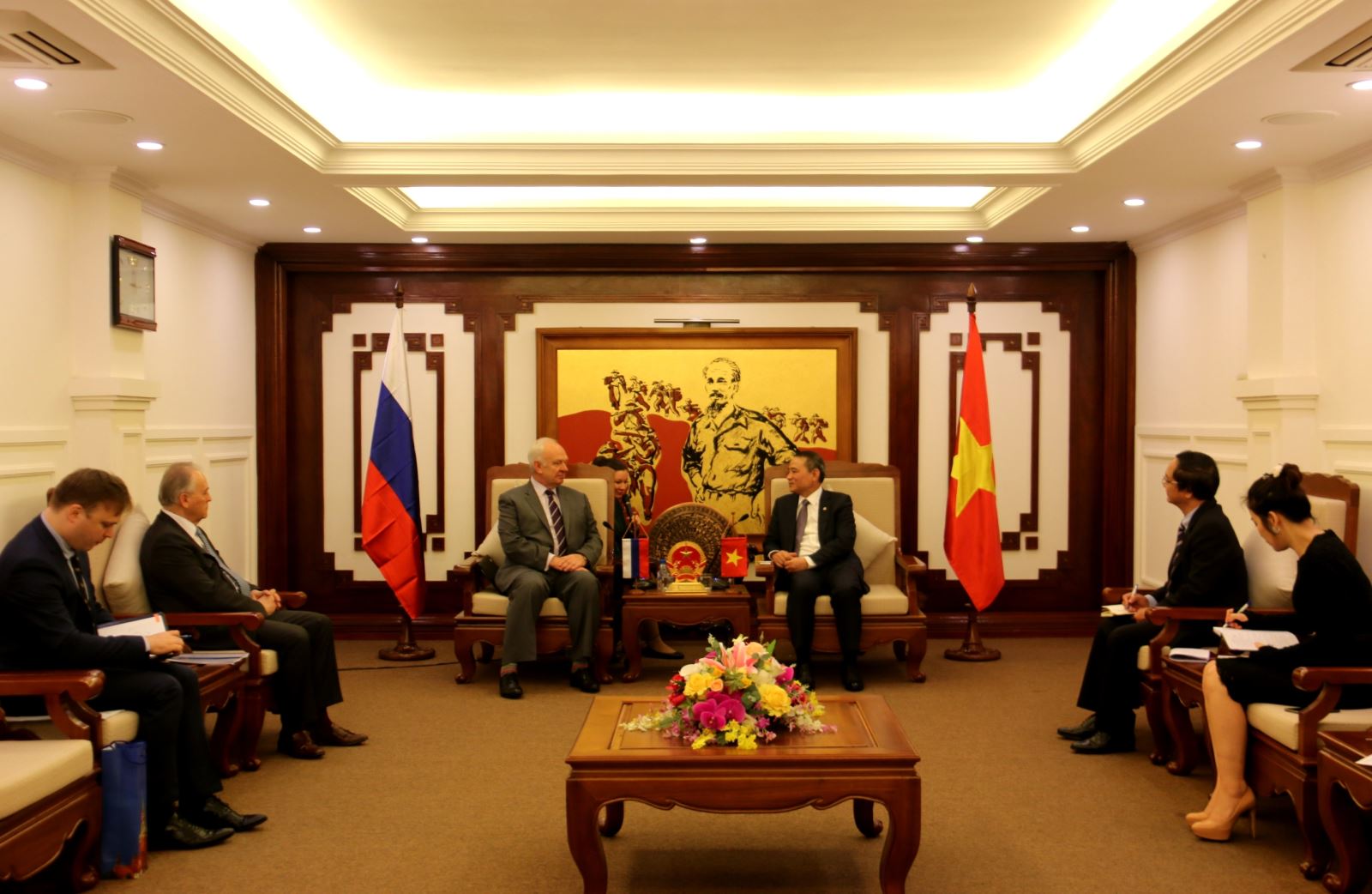 Việt Nam và Liên bang Nga tăng cường hợp tác